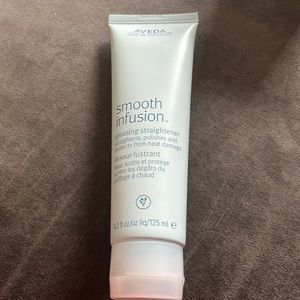 4.2 ounces; Aveda smooth infusion glossing straightener